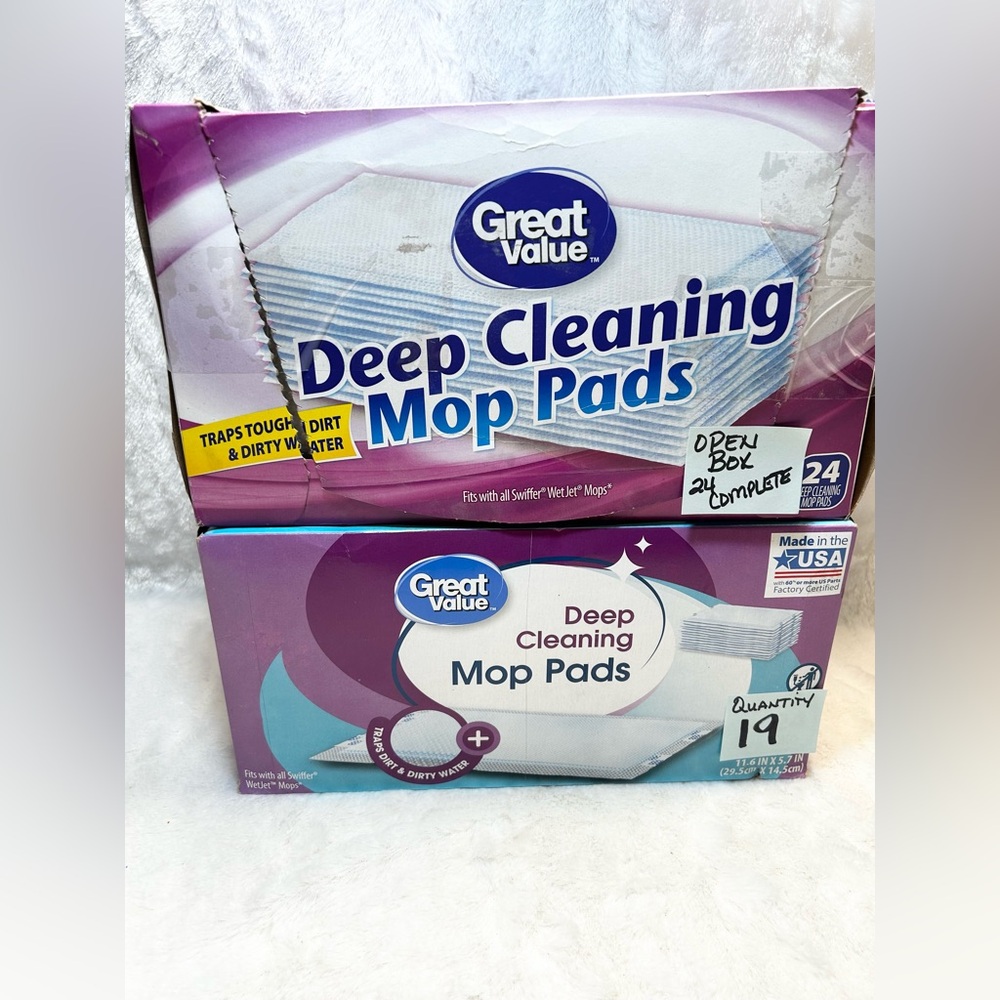 (43) Great Value  Deep Cleaning Mop Pads Replacement Household Supplies Open Box